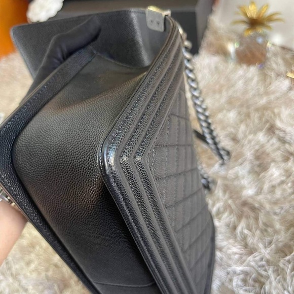 Authentic Chanel Boy 10 Caviar - Picture 9 of 16